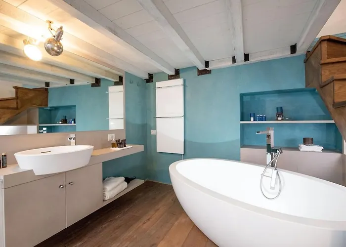 New Listing! Spanish Steps Prestige * Rzym